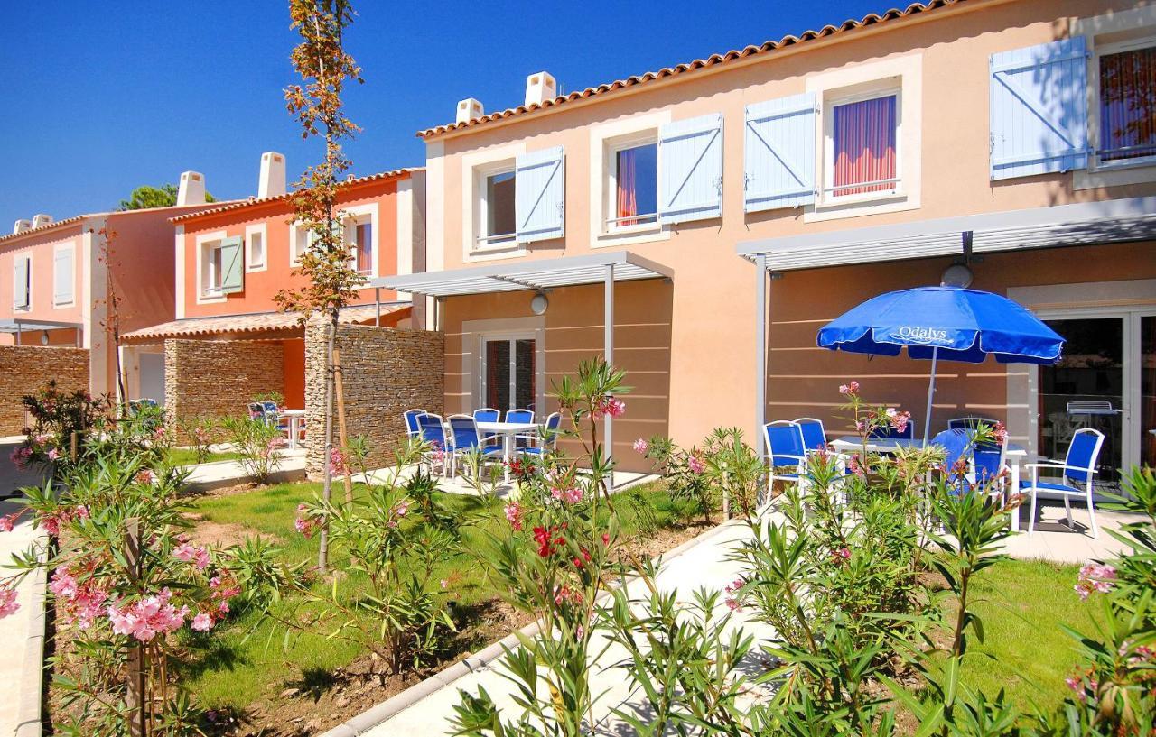 Residence Odalys Le Mas Des Flamants Айга-Мортас Екстериор снимка